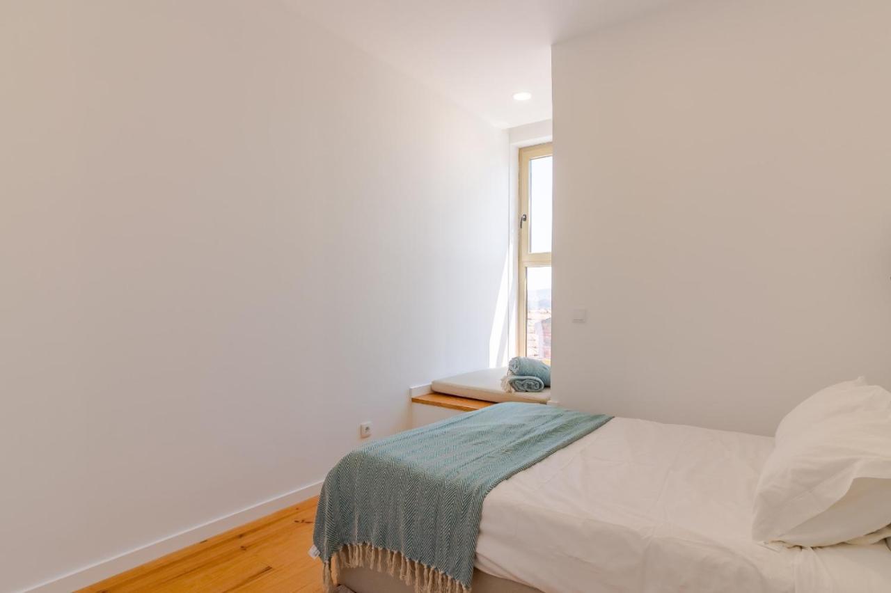 Ohh- Padre Antonio Vieira Flat D - 2Bedroom Near The Train Station Porto Eksteriør billede